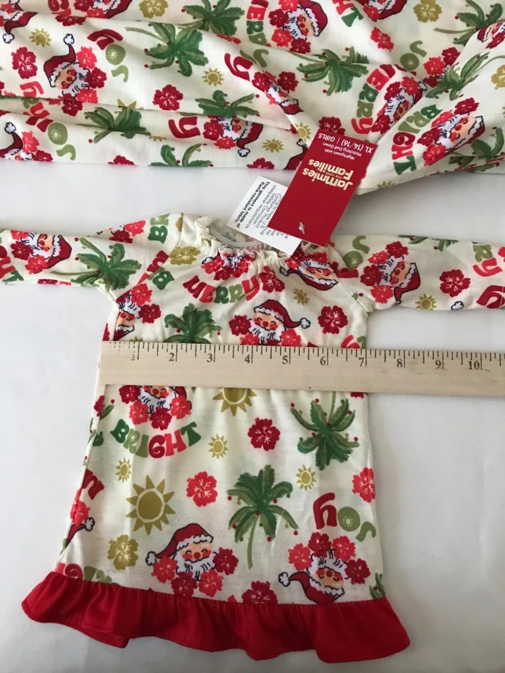 JAMMIES FOR YOUR FAMILIES Santa on Holiday Nightgown Girl’s Size XL 14/16 NWT
